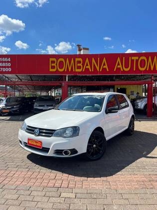 VOLKSWAGEN GOLF 1.6 MI SPORTLINE 8V FLEX 4P MANUAL VOLKSWAGEN GOLF 1.6 MI SPORTLINE 8V FLEX 4P MANUAL